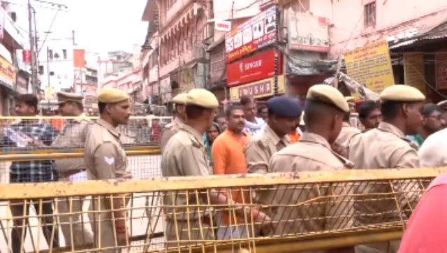 ASI team begins work on scientific survey of Gyanvapi mosque complex in UP's Varanasi ASI team begins work on scientific survey of Gyanvapi mosque complex in UP's Varanasi