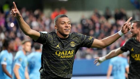 Kylian Mbappe reinstated in Paris Saint-Germain's first team