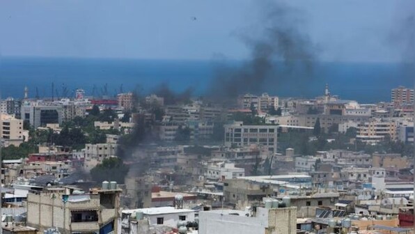 Saudi Arabia asks its citizens to quickly leave Lebanon amid escalating tension