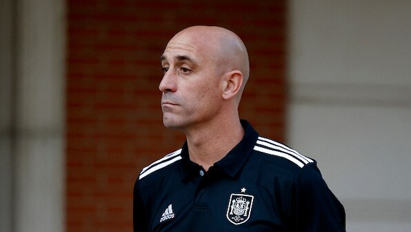 Spanish football chief Rubiales suspended by FIFA for kissing Hermoso as coach Vilda joins criticism