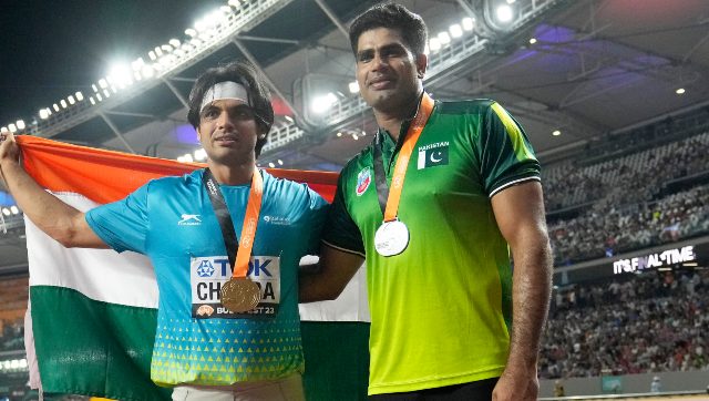 Arshad Nadeem frequently watches Neeraj Chopra's videos on his mobile phone: Father Muhammad Ashraf Arshad Nadeem frequently watches Neeraj Chopra's videos on his mobile phone: Father Muhammad Ashraf