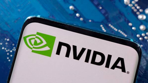 Riding AI Wave: NVIDIA shares at a record high following record earnings for second straight quarter