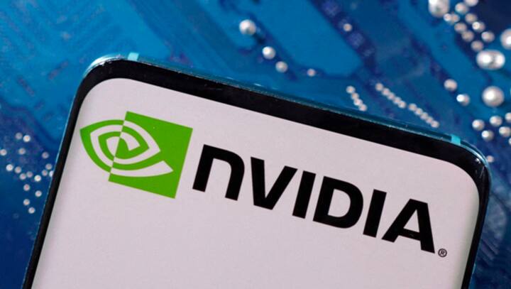 Riding AI Wave: NVIDIA shares at a record high following record earnings for second straight quarter