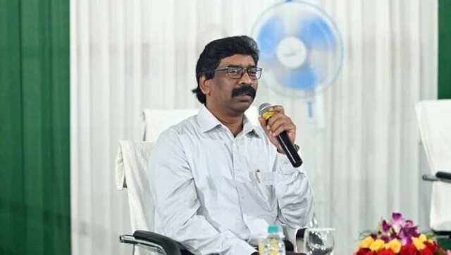 ‘Missing’ amid ED raid, Hemant Soren turns up in Ranchi. What’s going on? ‘Missing’ amid ED raid, Hemant Soren turns up in Ranchi. What’s going on?