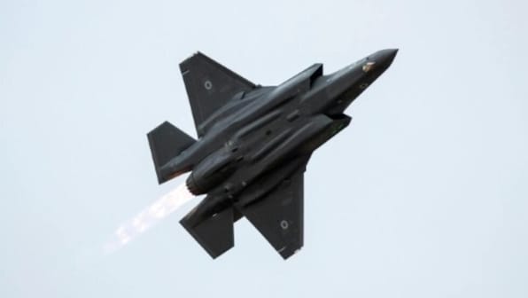 Four Syria soldiers killed, four injured in Israeli strikes near Damascus, say sources