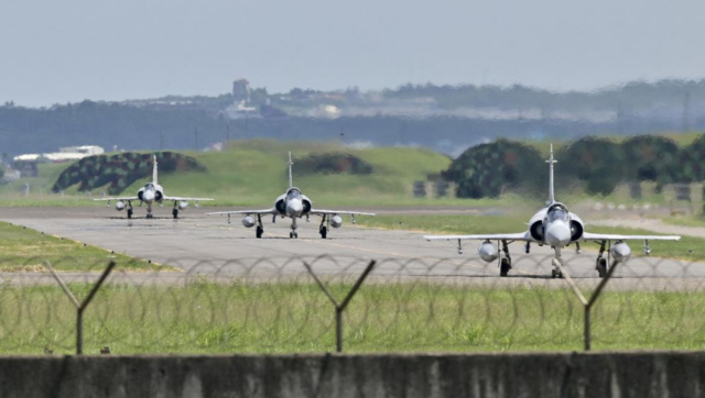 Taiwan warns of surge in tensions as Chinese planes cross median line Taiwan warns of surge in tensions as Chinese planes cross median line
