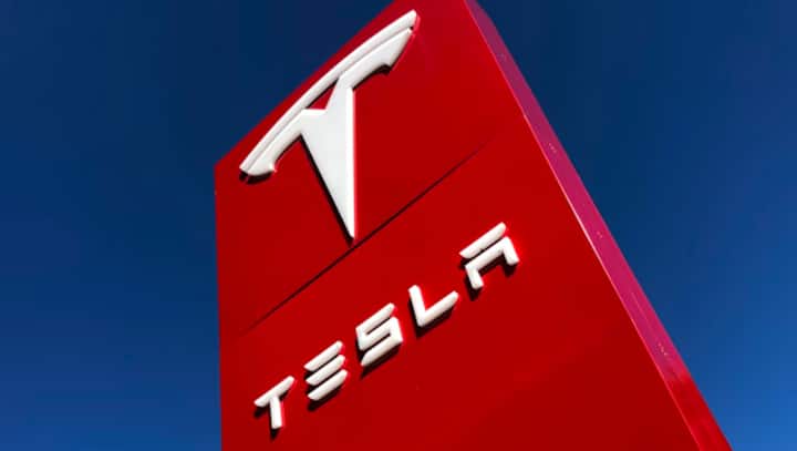 Tesla’s Desperate Gamble: Musk’s EV companies announce second round of discounts in China
