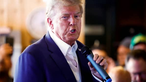 Trump to report to Atlanta jail to face charges in election-subversion case