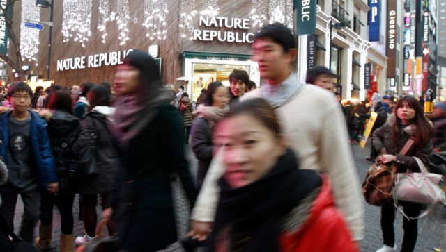 Why Gen Z tourists are flocking to South Korea to learn what clothes, make-up suit their skin tone Why Gen Z tourists are flocking to South Korea to learn what clothes, make-up suit their skin tone