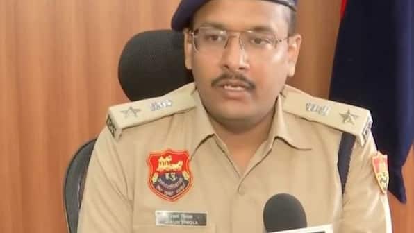 Haryana clashes: Nuh SP Varun Singla transferred to Bhiwani, IPS Narendra Bijarniya to replace him