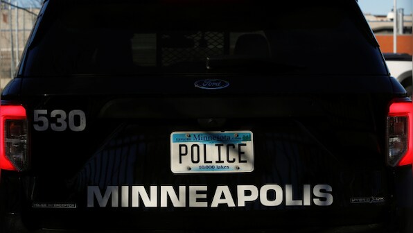 Entire US town's police force quits en masse due to low pay
