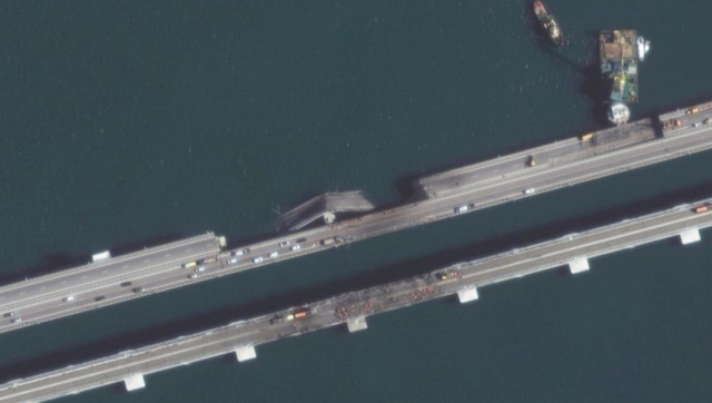 '200-year-old Strategy': Ukraine says Russia sinking ships to shield Crimean bridge from sea drones '200-year-old Strategy': Ukraine says Russia sinking ships to shield Crimean bridge from sea drones