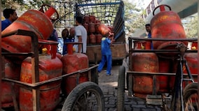 After domestic LPG price reduction, commercial LPG prices cut by Rs 158