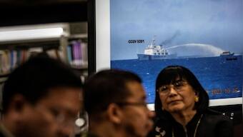 China urges Philippines to immediately tow its vessel from Ren'ai Reef