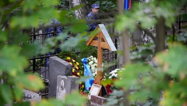 Russia’s mercenary chief Yevgeny Prigozhin buried privately in St Petersburg Russia’s mercenary chief Yevgeny Prigozhin buried privately in St Petersburg