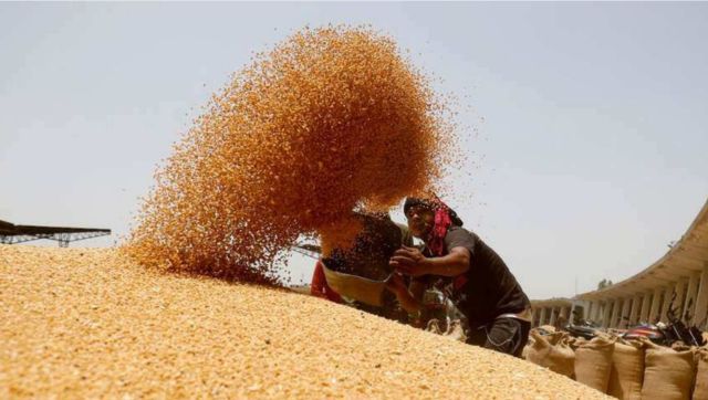Govt to sell additional 5 million tonnes of wheat, 2.5 million tonnes of rice in open market to contain price rise Govt to sell additional 5 million tonnes of wheat, 2.5 million tonnes of rice in open market to contain price rise