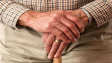 From nails to finger length: What your hands reveal about your health