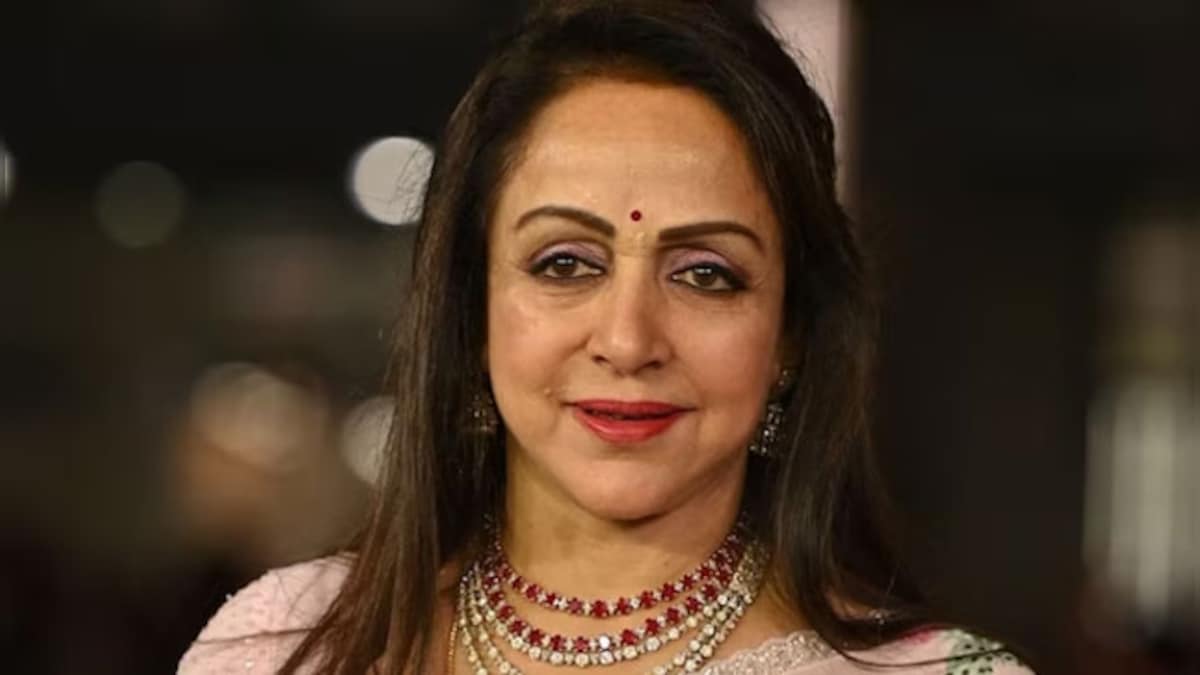 Hema Malini opens up about whether she will kiss on-screen, says 'Why not, I definitely will' – Firstpost