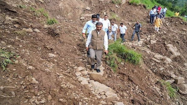 How Himachal CM’s ‘Bihari architects’ remark has turned into a political storm
