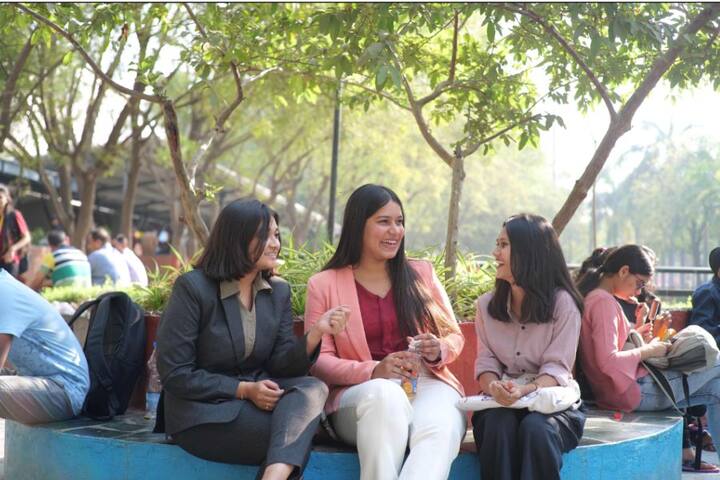 Unlock Your Potential: Parul University Unveils Comprehensive BBA Curriculum