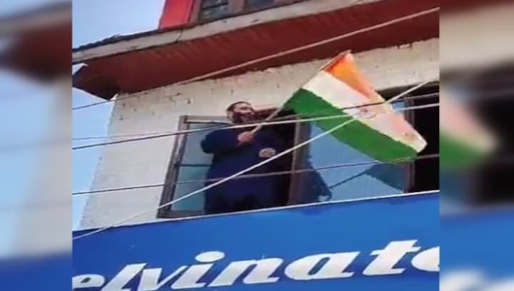 WATCH: Hizbul terrorist’s brother join PM Modi's 'Har Ghar Tiranga' campaign, hoists Tricolour at home in J&K