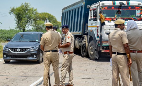 ED arrests Lalu Prasad's 'associate' Amit Katyal in connection to land-for-job scam ED arrests Lalu Prasad's 'associate' Amit Katyal in connection to land-for-job scam