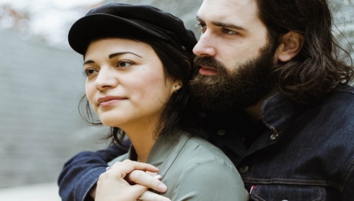 What is a 'delusionship', yet another trend that comes with dating in 2023?