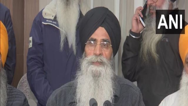 Policy of NYPD stopping Sikh troopers from growing beard 'discriminatory': SGPC chief Policy of NYPD stopping Sikh troopers from growing beard 'discriminatory': SGPC chief