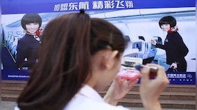 Why China doesn't want women to apply make-up on trains