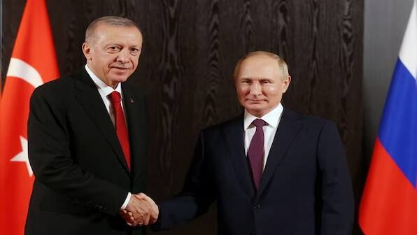 Turkey President Erdogan arrives in Russia for talks with Vladimir ...