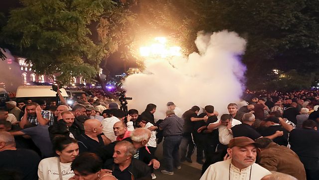 What's the Nagorno-Karabakh region? Why are Azerbaijan and Armenia fighting over it? What's the Nagorno-Karabakh region? Why are Azerbaijan and Armenia fighting over it?