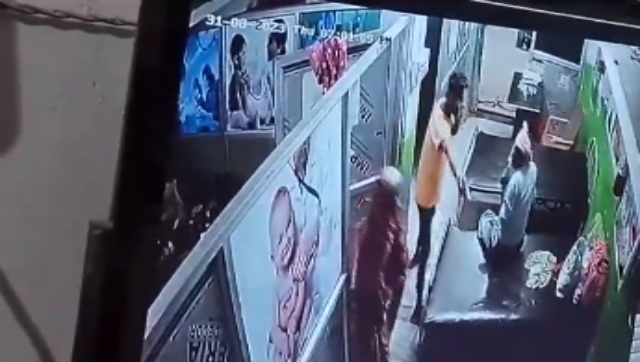 WATCH: Man shot at inside hospital in Bihar’s Arrah, condition critical WATCH: Man shot at inside hospital in Bihar’s Arrah, condition critical
