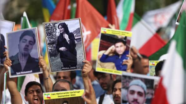 Thousands march in Brussels on anniversary of Mahsa Amini's death
