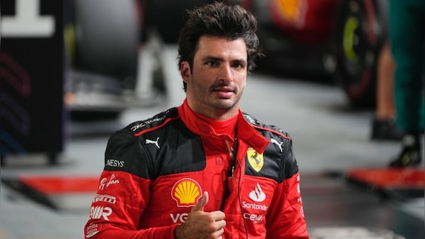 Formula 1: Carlos Sainz takes Singapore Grand Prix pole position after Max Verstappen's 'shocking' qualifying