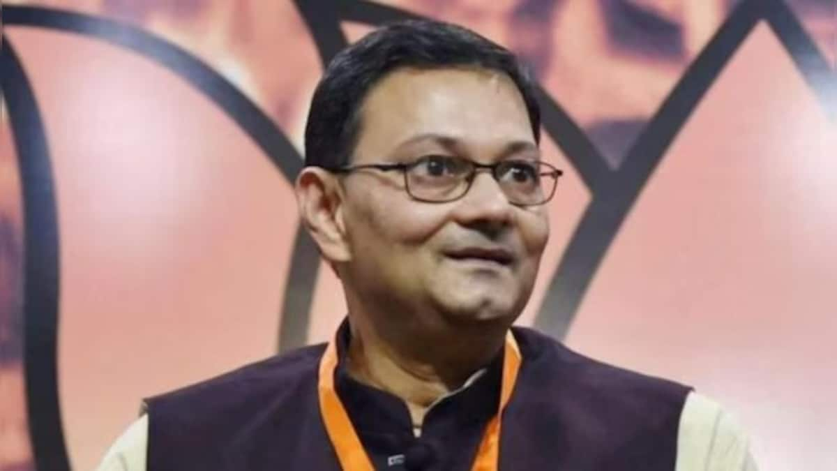 Netaji's grandnephew Chandra Bose resigns from BJP