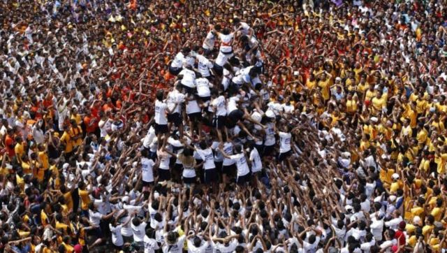 From Dahi Handi to Raas Leela, here's how Krishan devotees across India celebrate Janmashtami From Dahi Handi to Raas Leela, here's how Krishan devotees across India celebrate Janmashtami