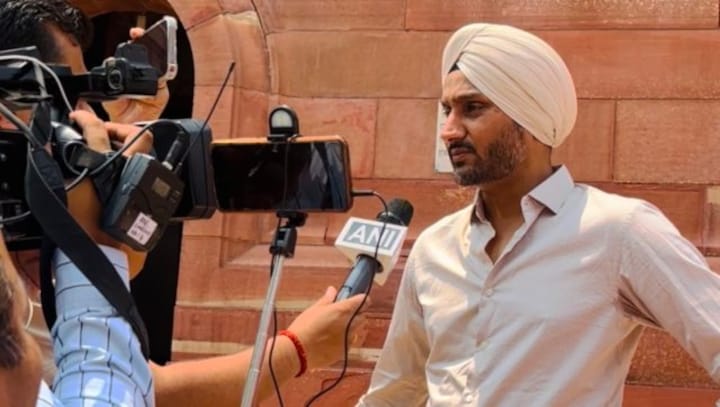 Harbhajan Singh slams Najam Sethi for comments against India: 'Don't know what he is smoking nowadays'