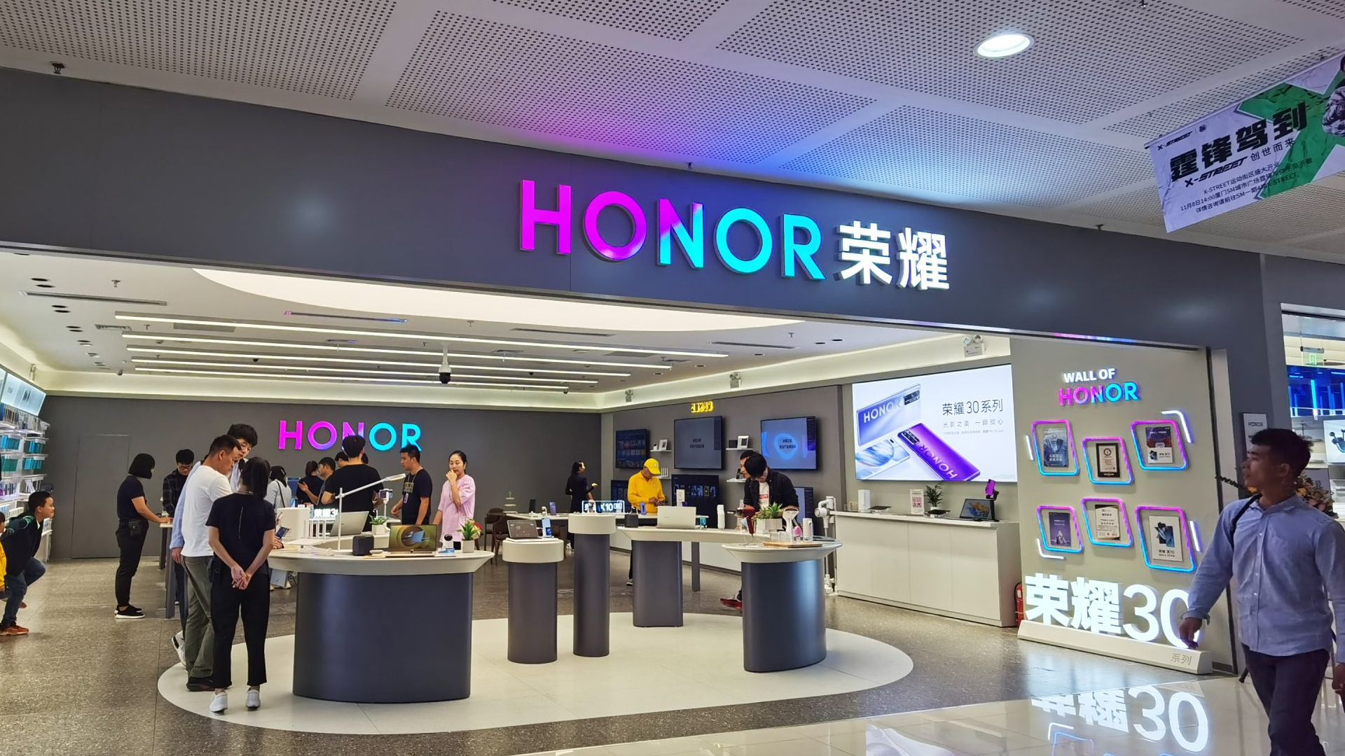 Huawei spinoff Honor will not develop advanced chips of its own, Qualcomm, MediaTek enough, says CEO Huawei spinoff Honor will not develop advanced chips of its own, Qualcomm, MediaTek enough, says CEO