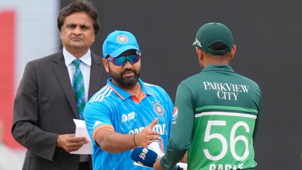 Cricket World Cup: India vs Pakistan tickets going for 19 lakhs, India vs Australia for 9.3 lakhs!