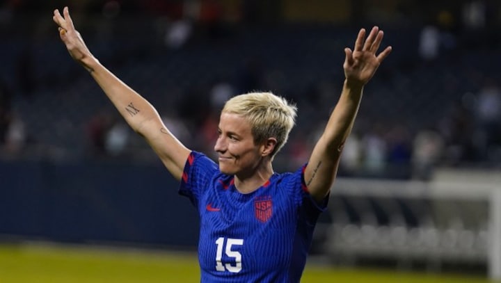Megan Rapinoe gets triumphant send-off as United States beat South Africa 2-0