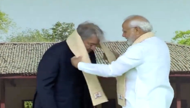 WATCH: World leaders arrive at Rajghat to pay homage to Mahatma Gandhi WATCH: World leaders arrive at Rajghat to pay homage to Mahatma Gandhi