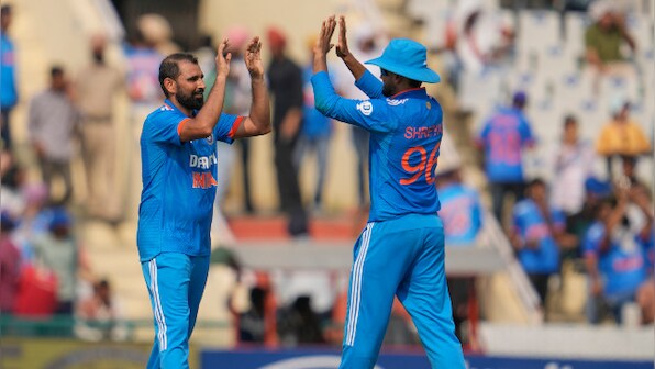 India vs Australia: Despite the heat you feel like bowling with the new ball, says Shami after match-winning 5/51