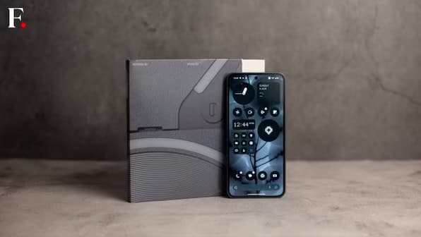 Best phones under Rs 50,000 (Sept 2023): Google Pixel 7, OnePlus 11R 5G to Nothing Phone (2)