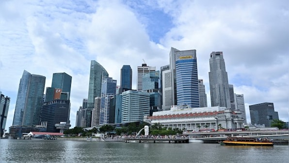 Singapore's population grows 5 per cent as foreign workers return post-pandemic