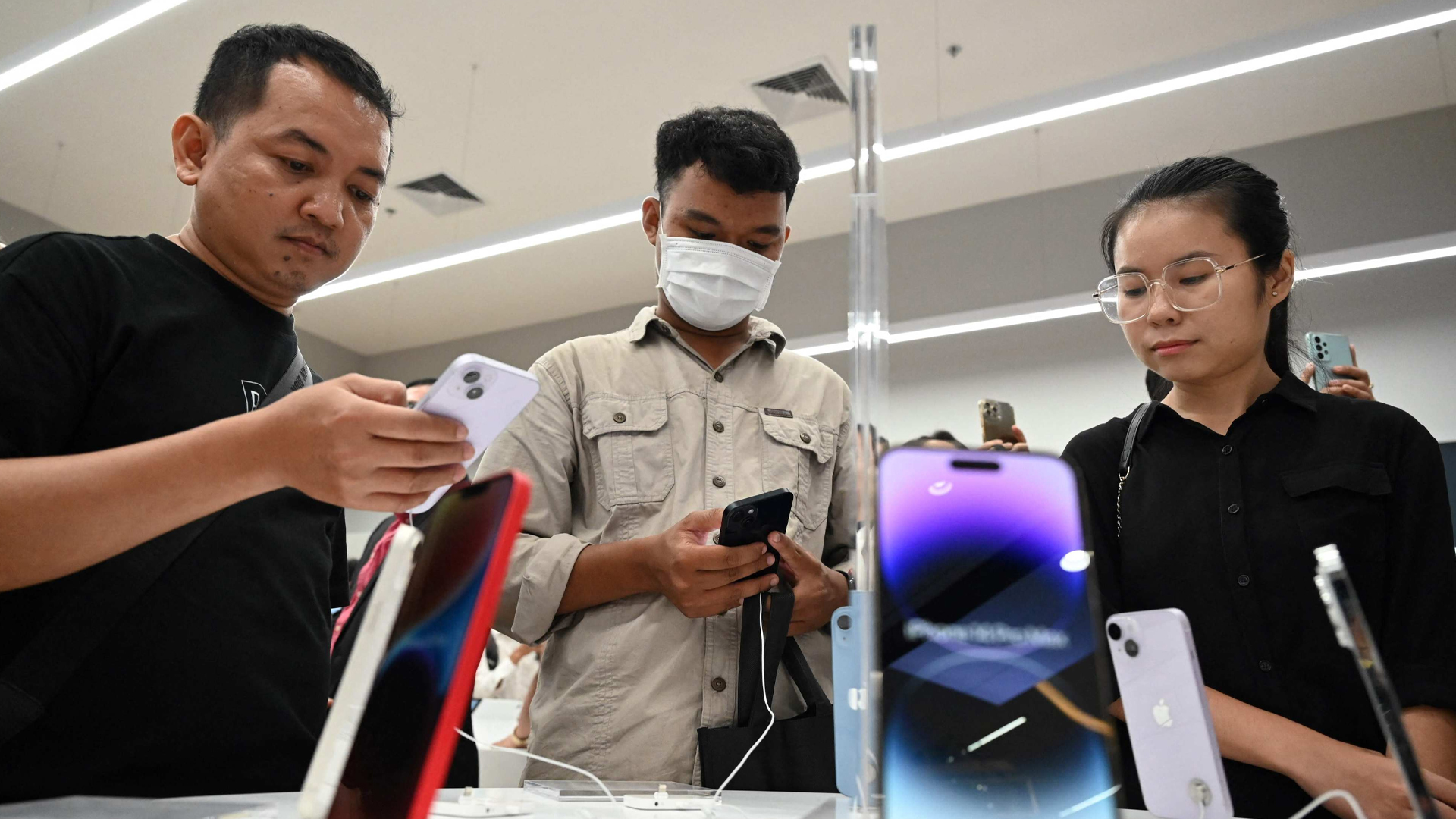 Sour Grapes? Made-in-India iPhone 15 spark racist stereotypes, barrage of misinformation in China Sour Grapes? Made-in-India iPhone 15 spark racist stereotypes, barrage of misinformation in China