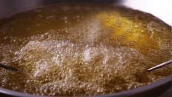 Tamil Nadu: Man dies as wife pours hot oil on him while he was asleep