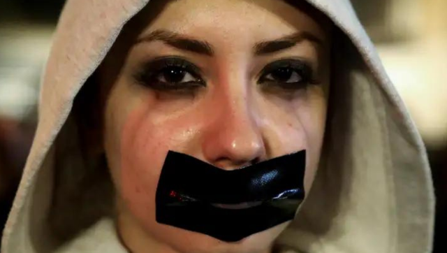 'Mothers are dying in UK as courts giving custody of kids to 'abusive' husbands' 'Mothers are dying in UK as courts giving custody of kids to 'abusive' husbands'