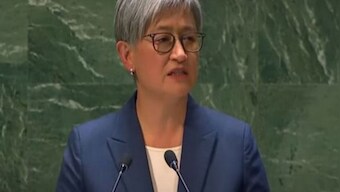 Australia foreign minister touts Tuvalu security, migration pact