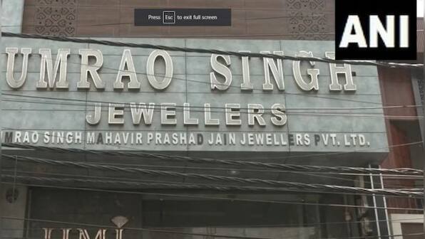 Rs 25 crore jewellery heist in Delhi: Burglars bore hole in shop’s wall, rob gold, diamond ornaments