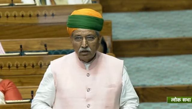 Women's Reservation Bill tabled in Lok Sabha, named 'Nari Shakti Vandan' Women's Reservation Bill tabled in Lok Sabha, named 'Nari Shakti Vandan'